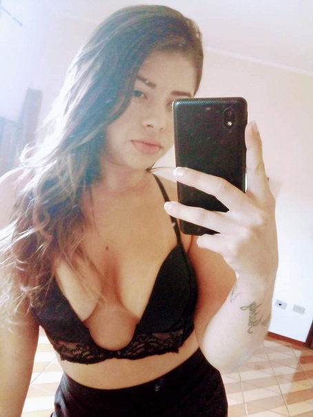 Larissa Primeira vez