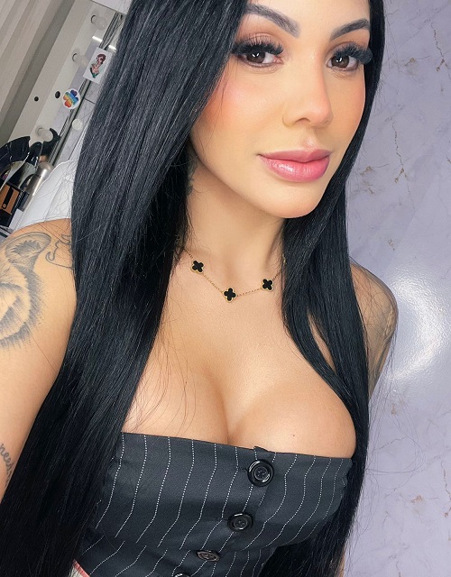 Ana Julia